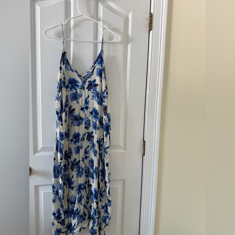 Lush Blue and White Floral Dress - Picture 4 of 5